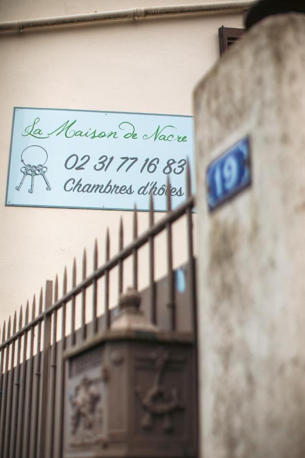 La Maison De Nacre Douvres-la-Délivrande Екстериор снимка